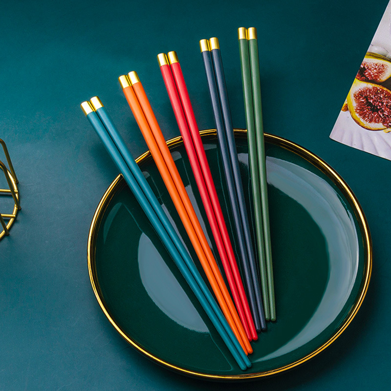悠悠木下彩色创意高端合金筷子家用一人一筷防霉抗菌商用日式套装
