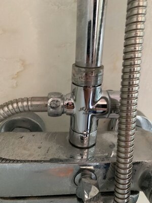 花洒分水器黄铜快开淋浴配件4分6分转换器三通接头一进二出分水阀