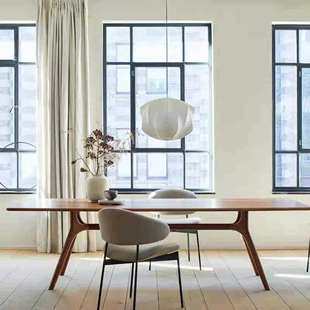 北欧客厅家用原木餐桌现代简约长方形全实木长桌设计师工作台书桌