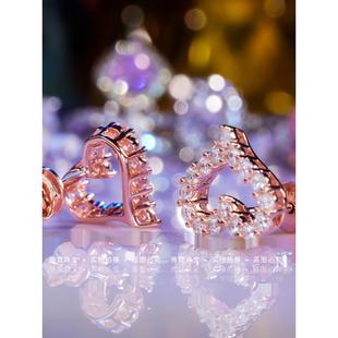 莫桑石钻石耳钉女18K玫瑰金铂金爱心满钻时尚气质设计感耳饰礼物