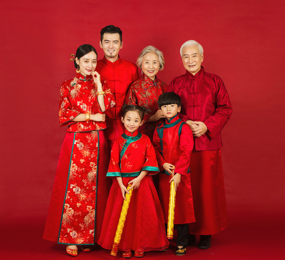 2020展会新款影楼全家福摄影服装复古中式拍照礼服一家六口亲子装