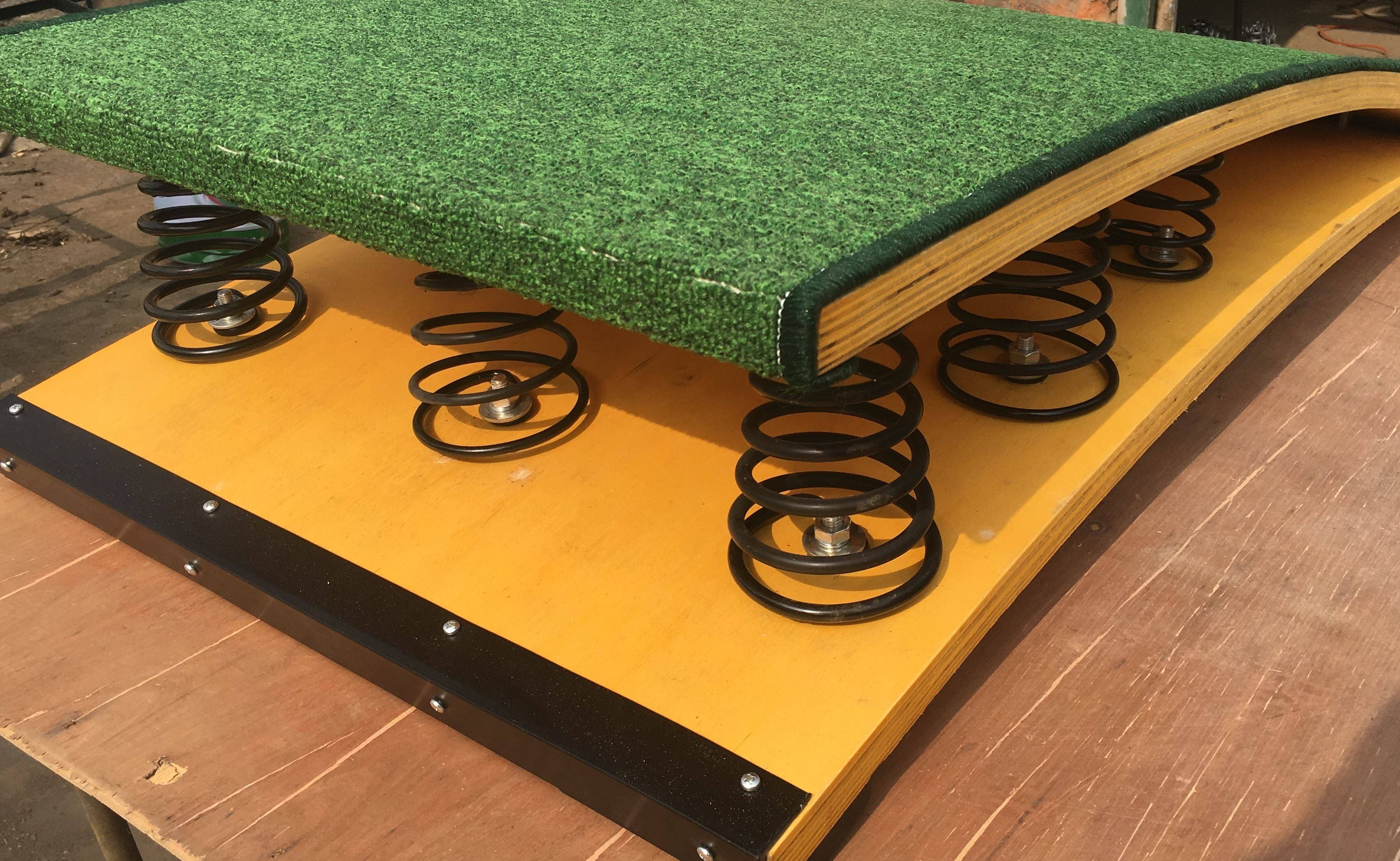 s型弹簧起跳板弹力助跳板田径s型弹簧踏板s型助跳板儿童体操踏板