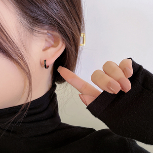 玫瑰金黑色耳扣小众设计感高级耳环2023年新款潮纯银耳圈气质耳饰