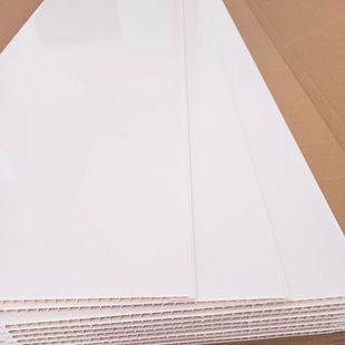 纯白长条PVC塑料吊顶扣板农村自装天花板厨房卫生间屋顶装饰棚板