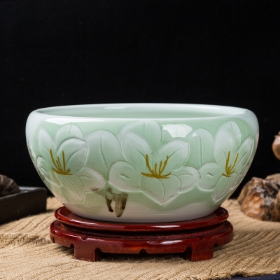 瓷缸手绘荷花图片