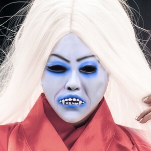 v万圣节整蛊恐怖鬼脸面具白发魔女面具流血女鬼僵尸吓人贞子面具