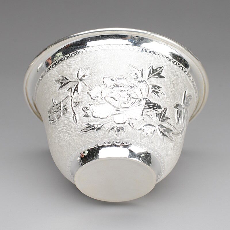 实用茶道金属器皿与文玩专场 【纯银 孤品】富贵花图案纯银盖碗 进入