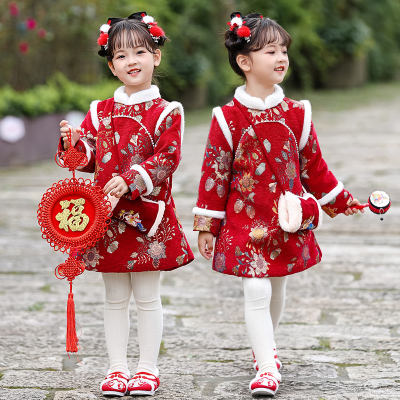 汉服女童2024新款新年衣服儿童中国风旗袍加厚女孩过年拜年服冬季