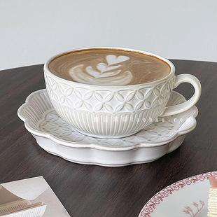 日式小众浮雕奈良雪梅咖啡杯碟套装ins复古做旧下午茶拿铁拉花杯
