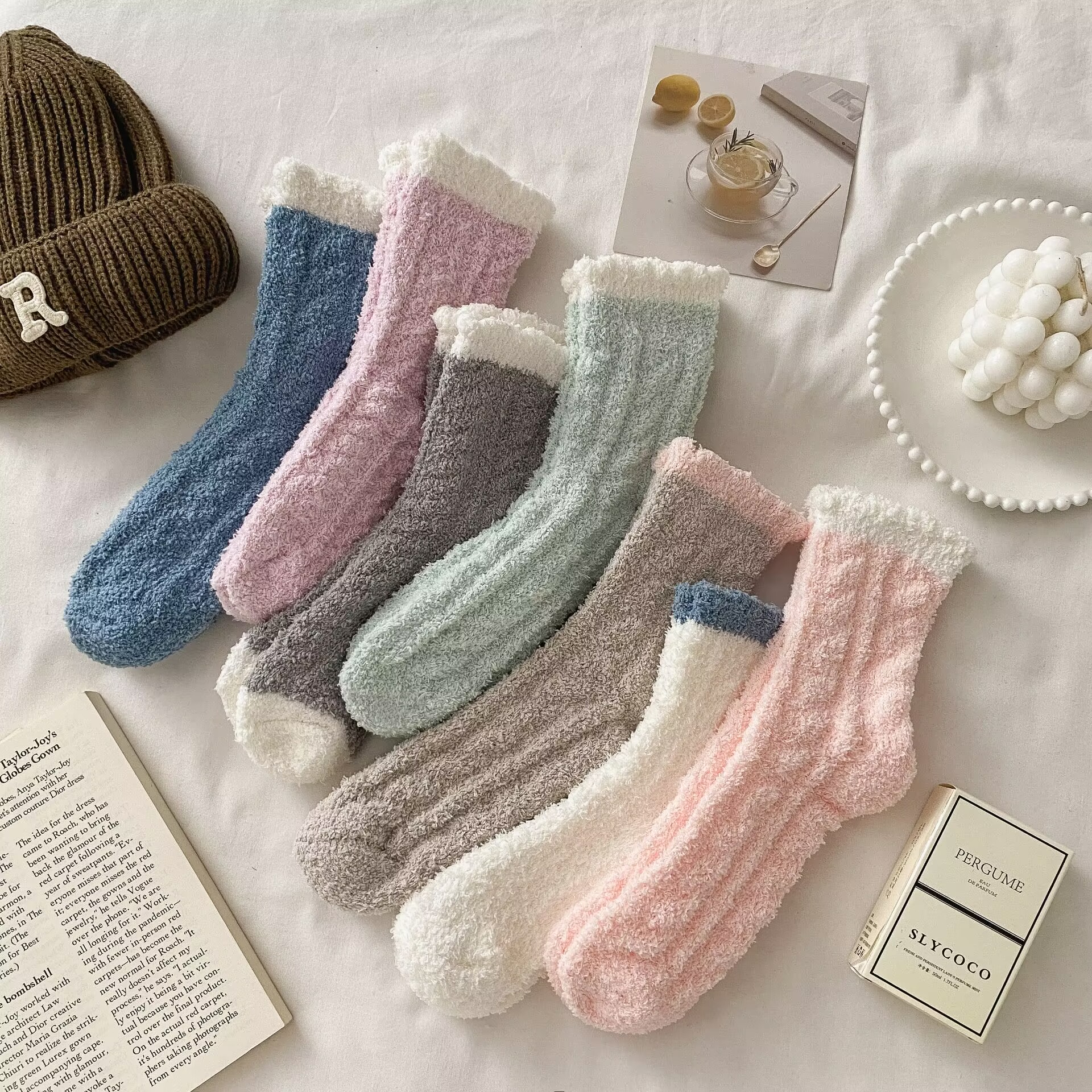 珊瑚绒袜子女冬季加厚加绒保暖地板袜