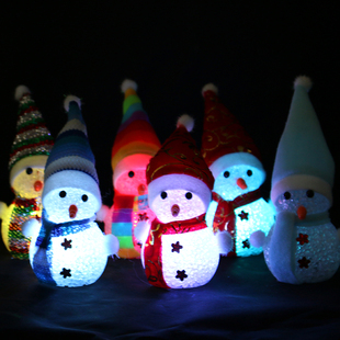 圣诞节小雪人小夜灯发光戴帽子雪人礼物led闪光套圈圈雪人娃娃