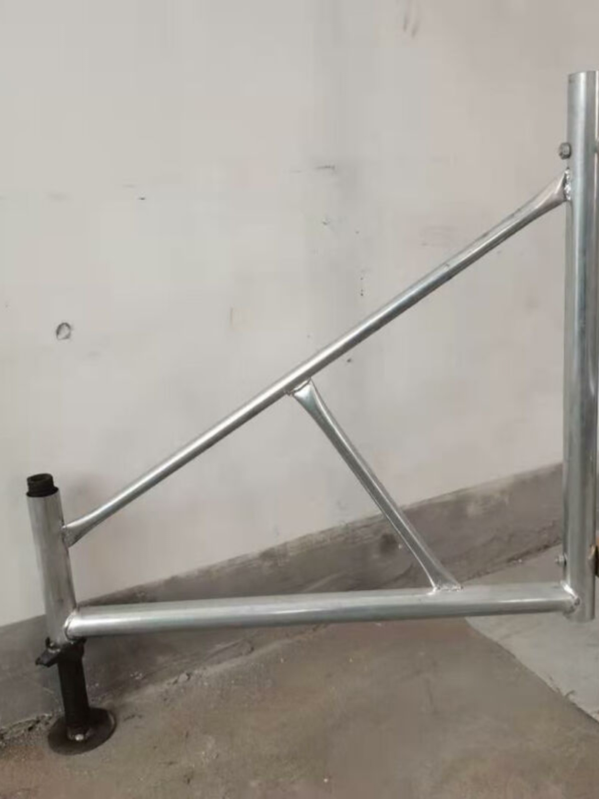 厂移动脚手架护脚配件防倾覆平衡斜支撑护翼稳固架三角支架h库