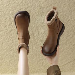 真皮雪地靴女2023新款冬季棕色防滑马丁靴加绒短靴保暖羊羔毛棉鞋