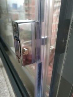 销窗锁扣玻璃推拉门配件中锁浴室窗户移间平无框阳台移插销锁厂