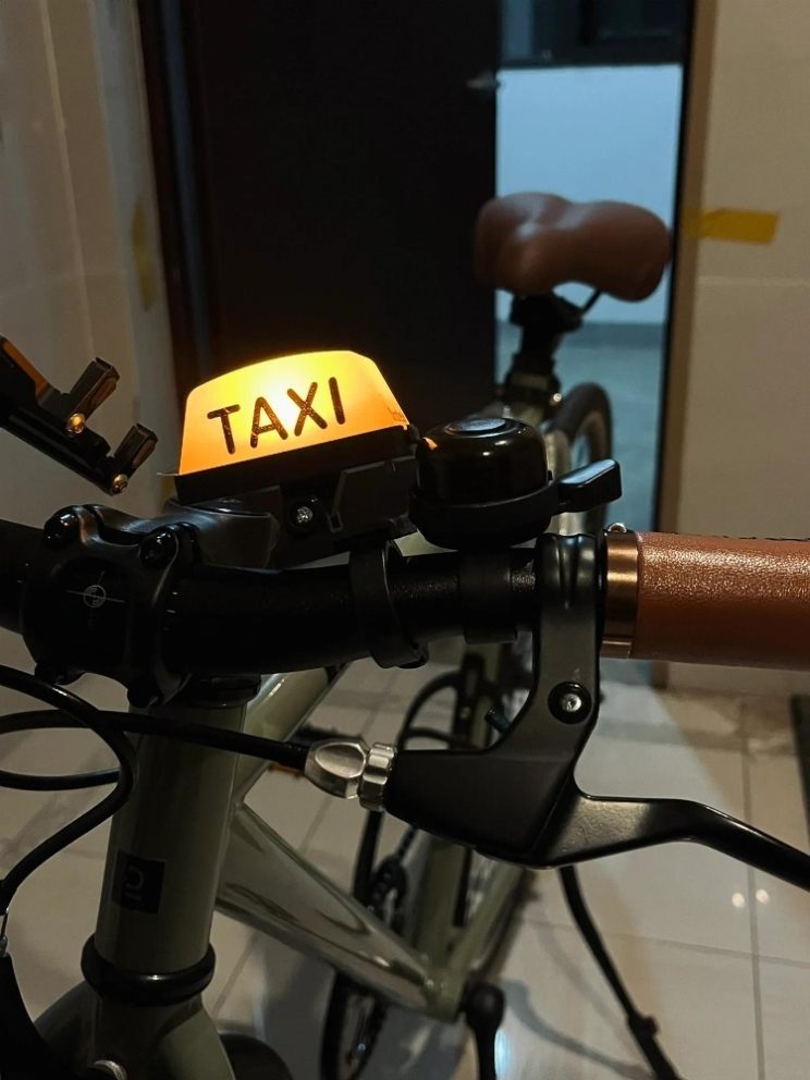 taxi摩的自行车灯电动车装饰小配件山地公路车夜间骑行警示信号灯