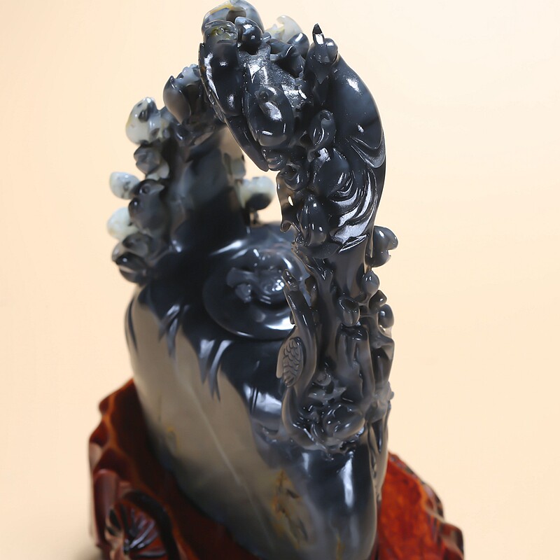 玉雕名家钟山作品 和田玉墨玉祈福摆件1262克