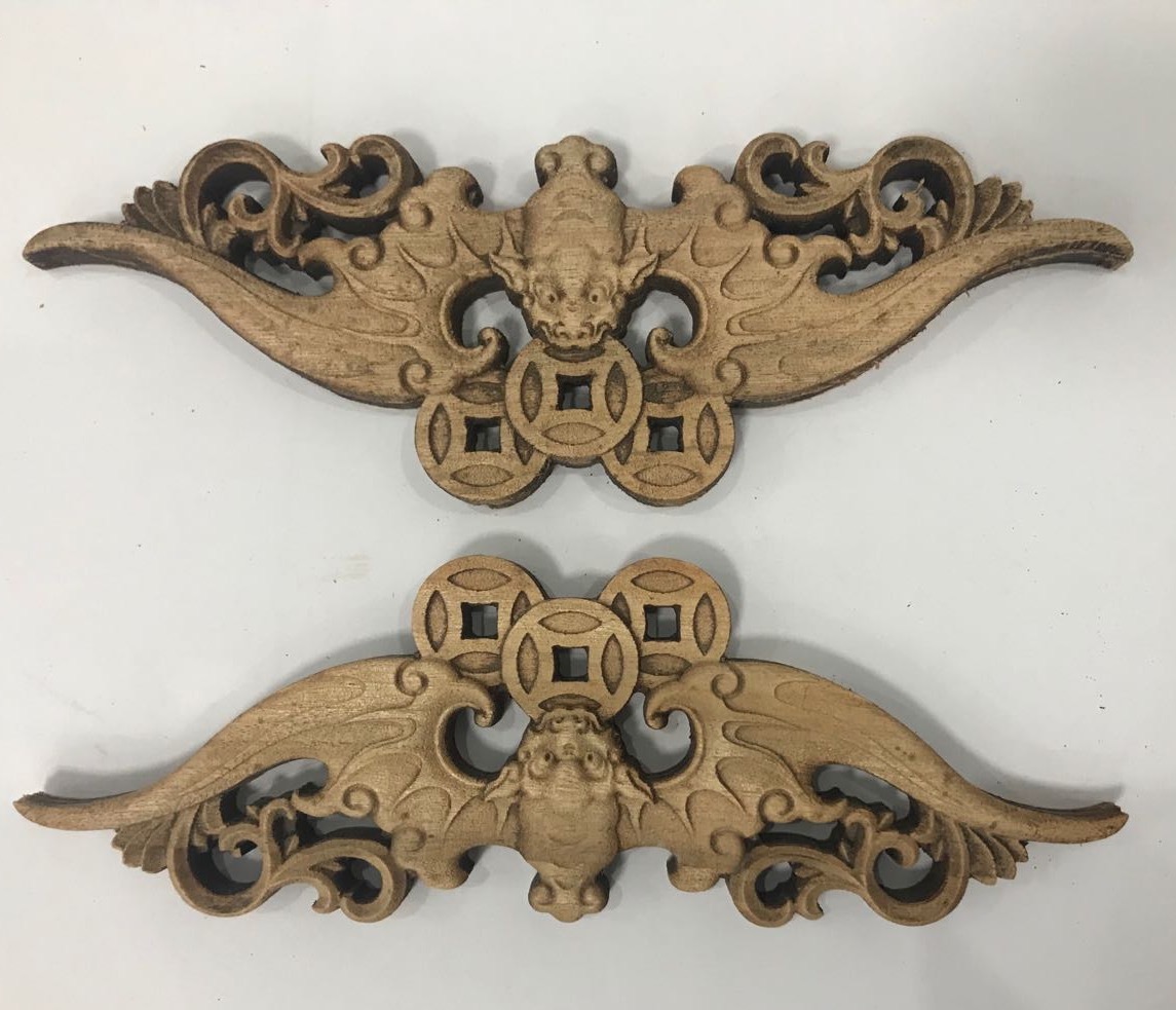 香樟木仿古木雕三角蝙蝠铜钱角花条形贴花镂空雕刻室内装饰工艺品