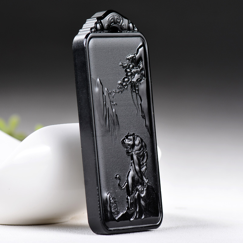 稀有墨色 和田玉墨玉挂件 威震山河 60.33克