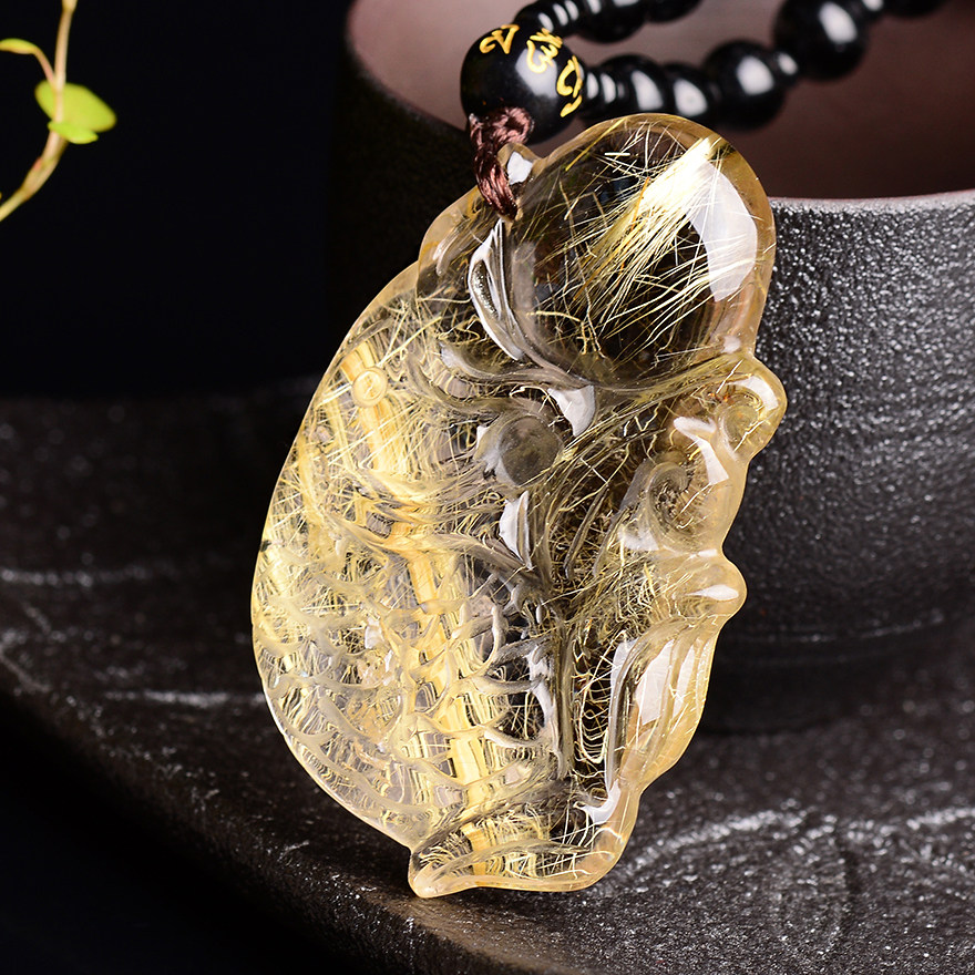 裸重21.87g天然钛晶吊坠 无面佛 - 拍卖