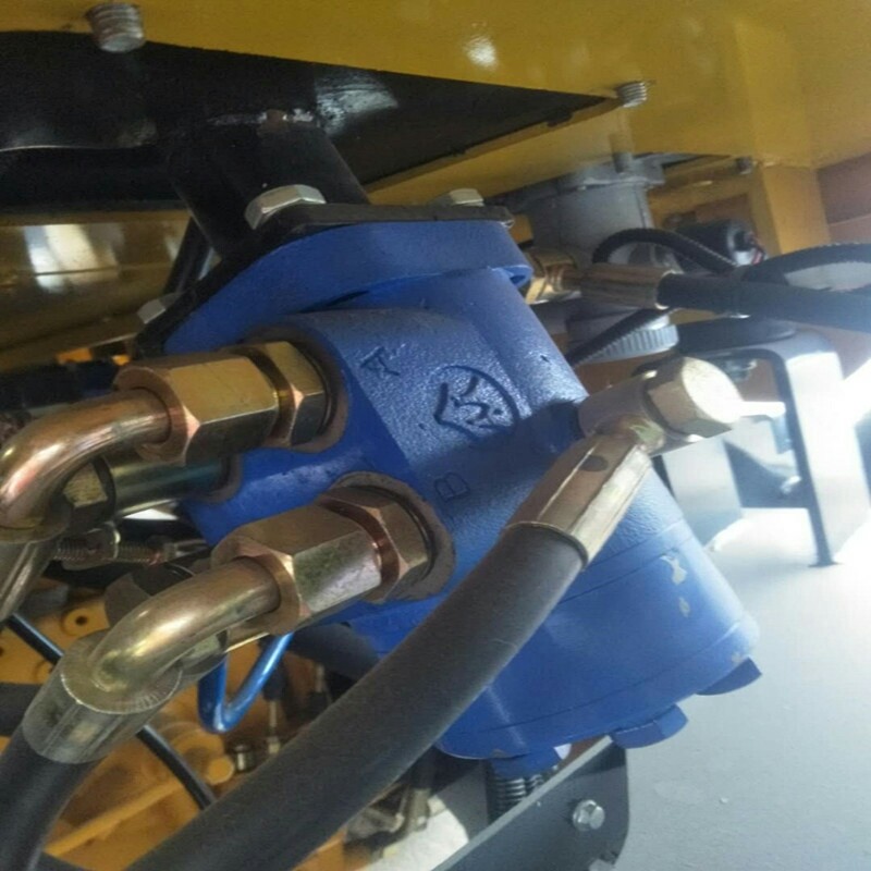 明宇重工装载机928z/918 /932/ 930工作油泵方向机行走泵专用油缸