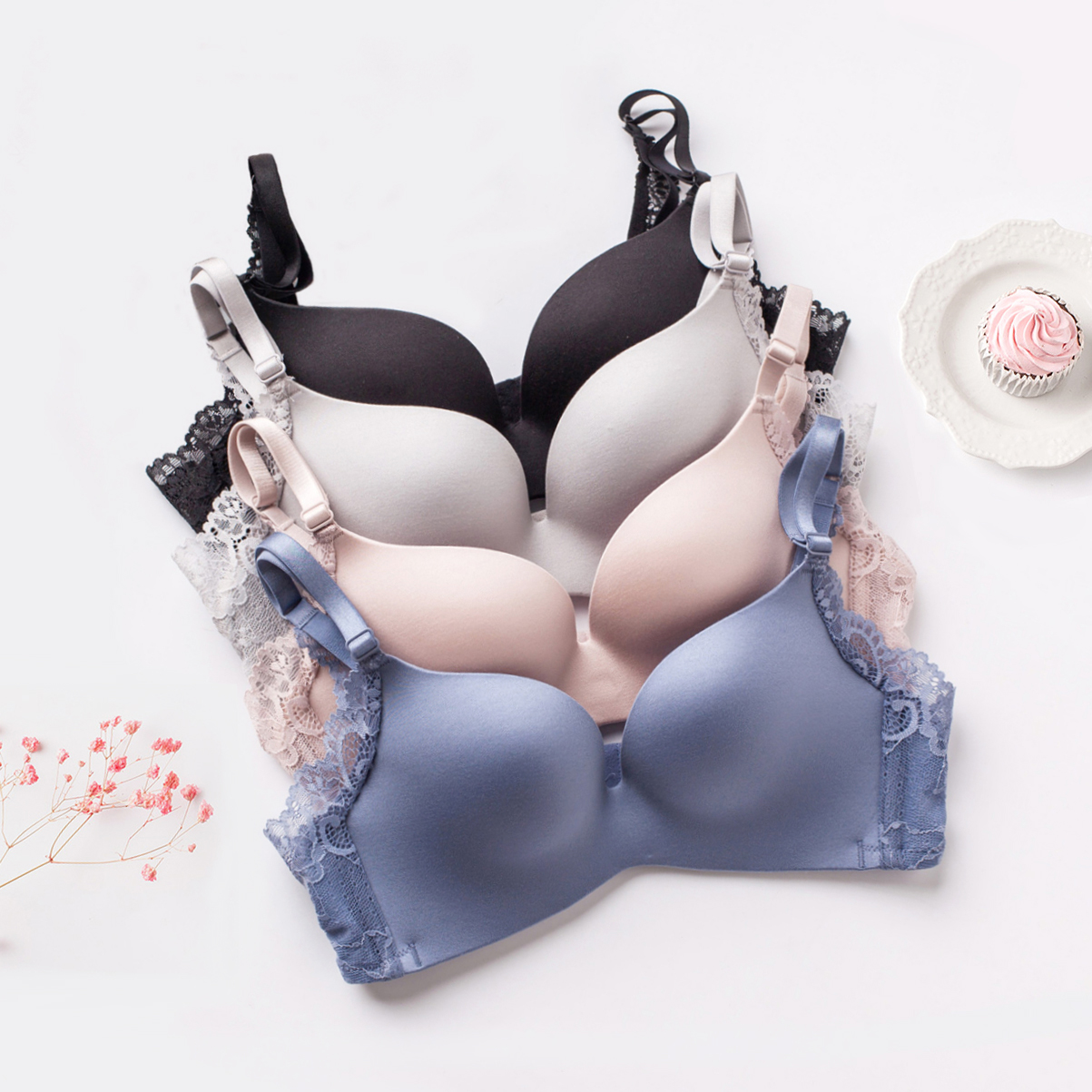 New products Smooth No trace Underwear comfortable Lace Wireless sexy Bras Thin section ventilation Largein the Lingerie/Men's underwear/Tracksuit , Bra category - from Buy2taobao.com to provide professional Taobao agent buy service