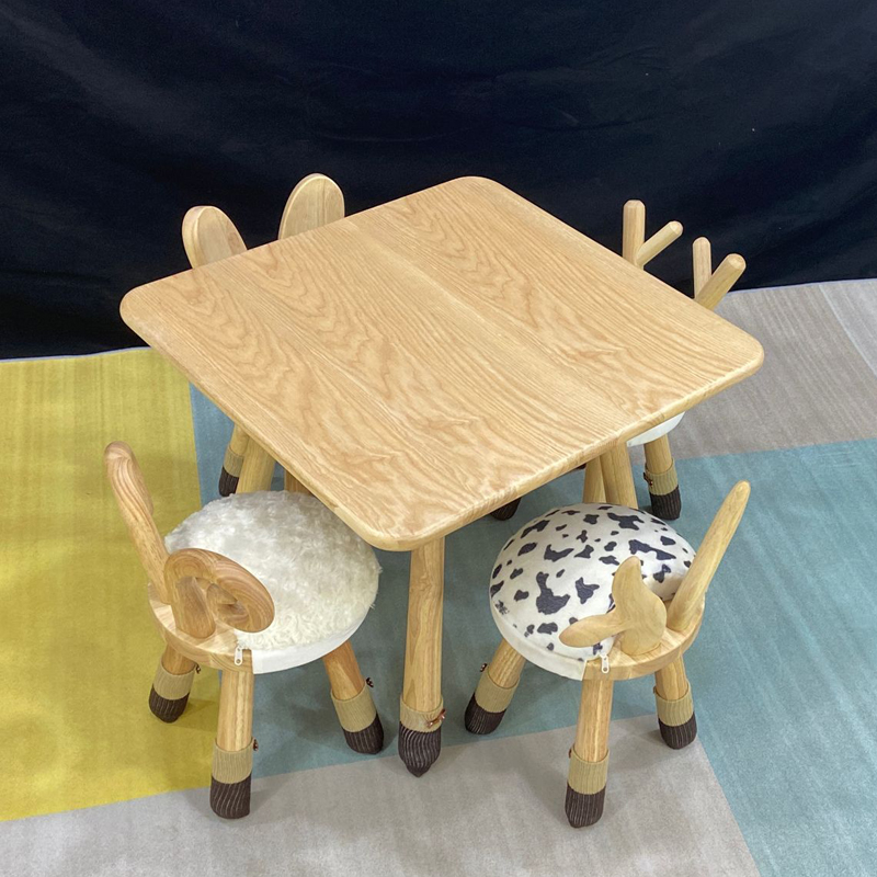 儿童桌实木小方桌简约家用写字幼儿桌椅组合早教宝宝阅读区可定制
