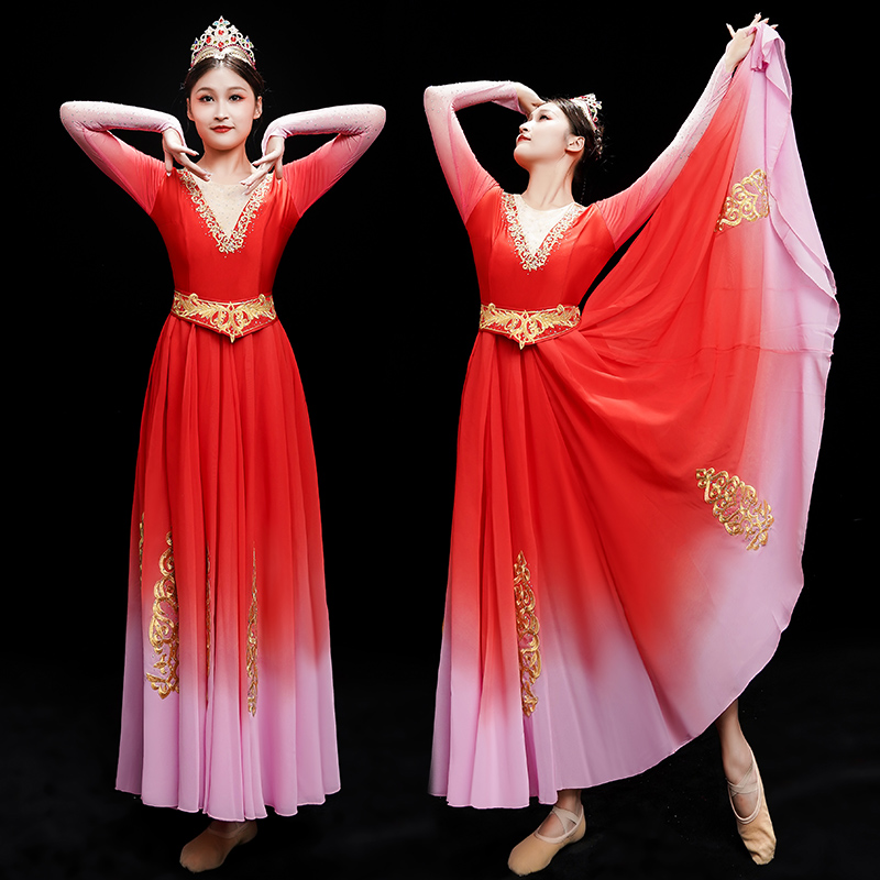 新疆舞蹈演出服女民族风维吾族开场舞大摆裙艺考舞台表演服装长裙