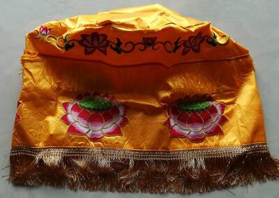 黄色莲花宝盖华盖凉伞佛教绣品 伞蓬 黄龙伞演出道具宝盖50cm