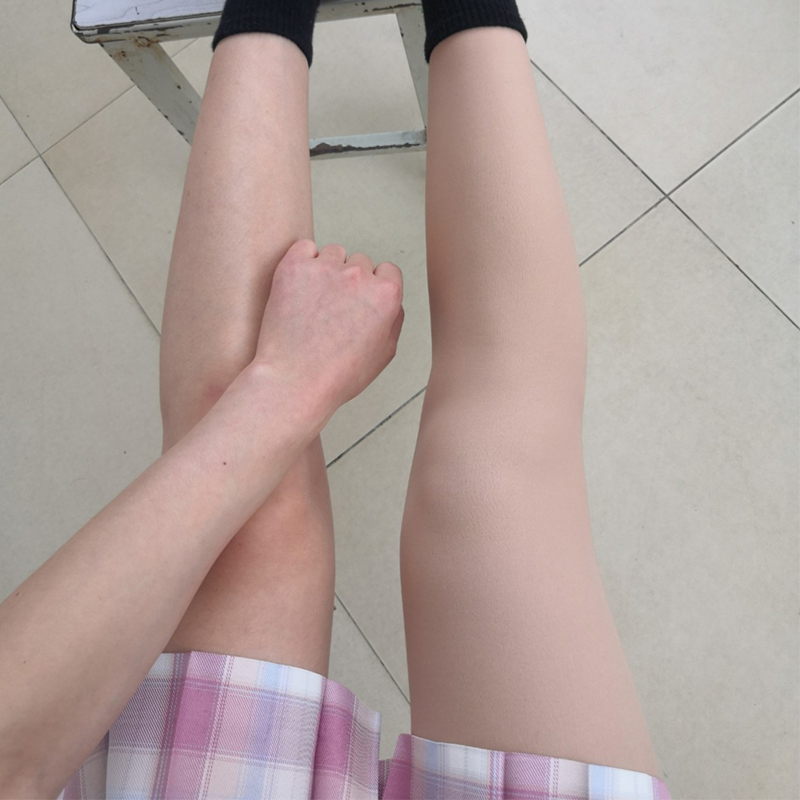 女生光腿照片图片