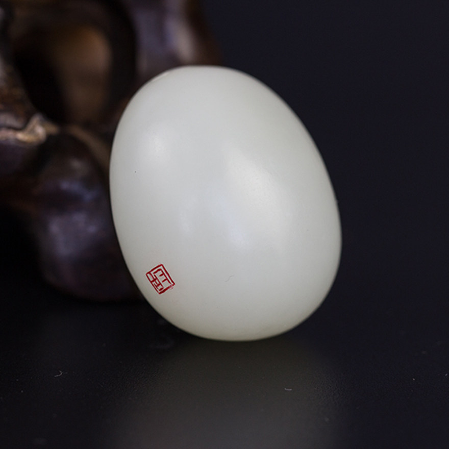 省级玉雕大师胡锡涛新疆和田玉籽料 弥勒佛挂件 20.33g hxt-22