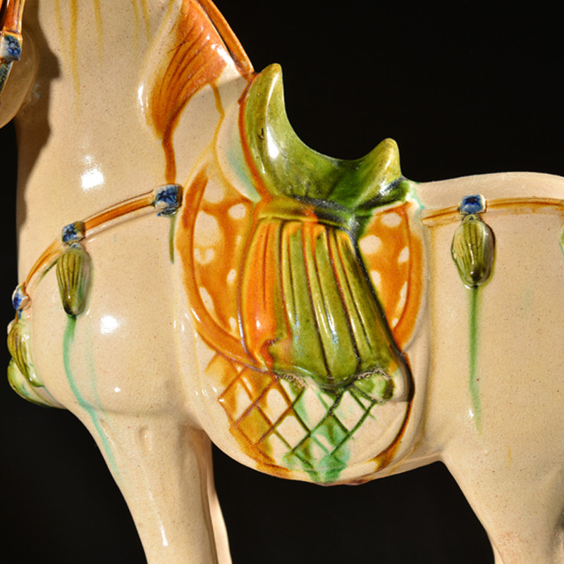 【即刻拍】国家级非遗唐三彩 工美大师张二孬花 三花马