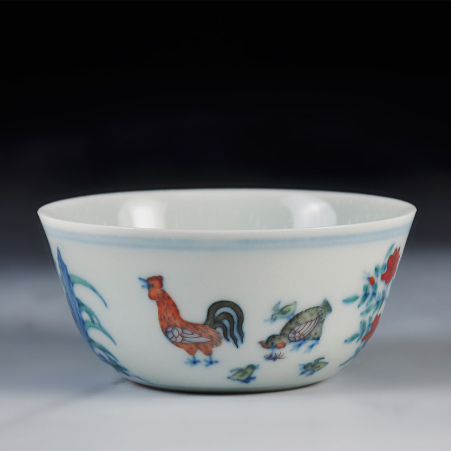 《拍卖纪录款斗彩鸡缸杯》故宫博物院陶瓷修复人复制