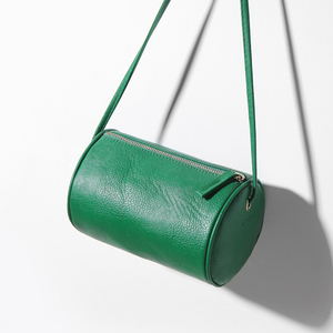 圆筒包单肩包价格