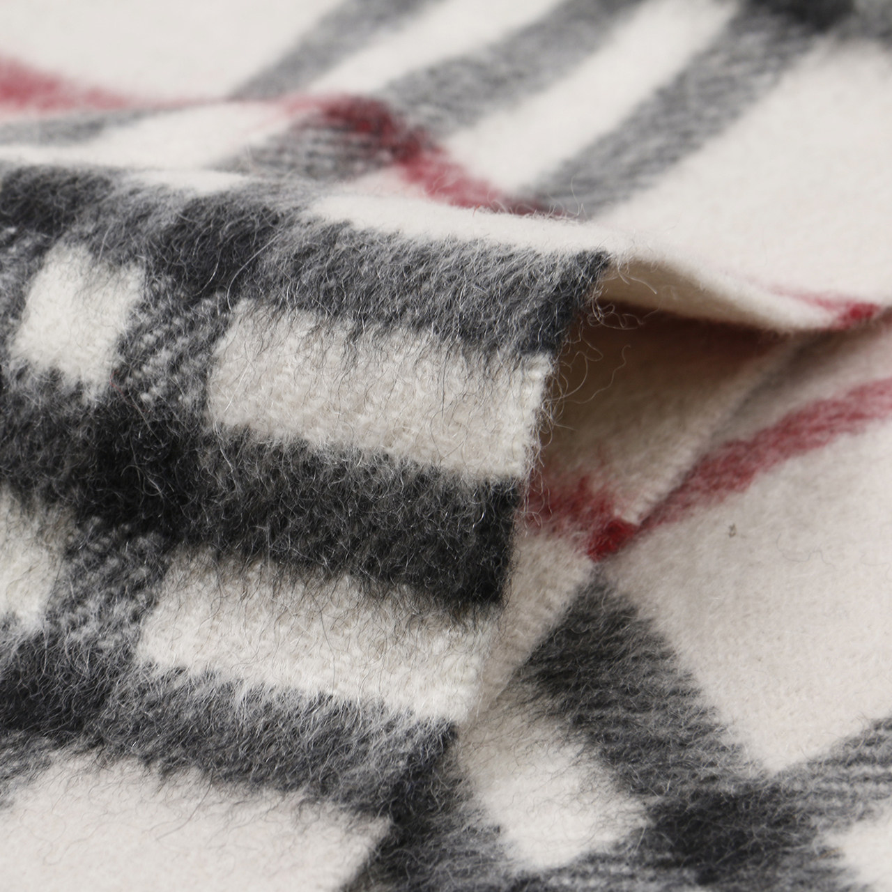 [9.9新]博柏利burberry男士围巾浅色经典格纹羊绒围巾