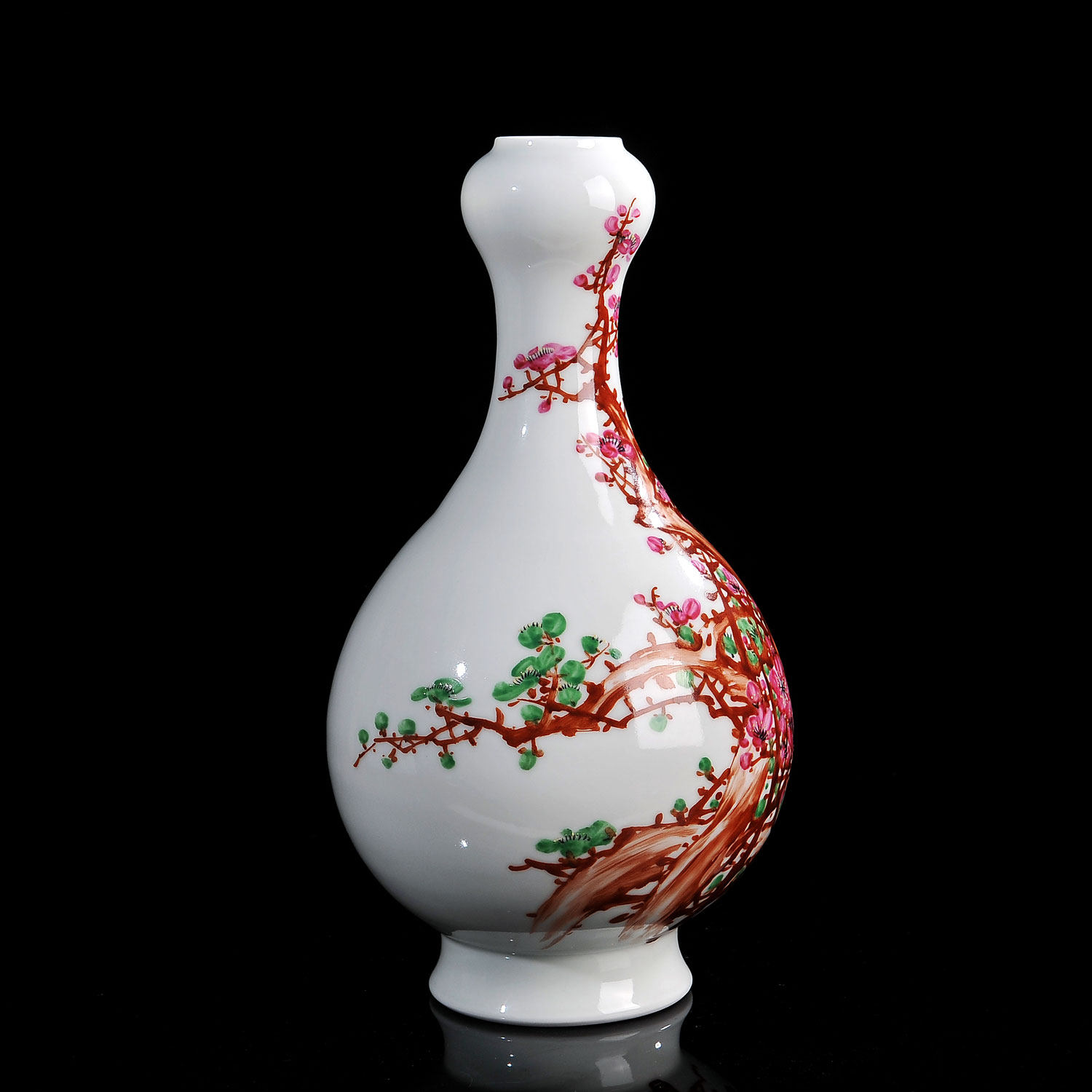 陶瓷艺术精品专场 陆云山第三代传人江西省中级工艺美术师 釉上彩梅花