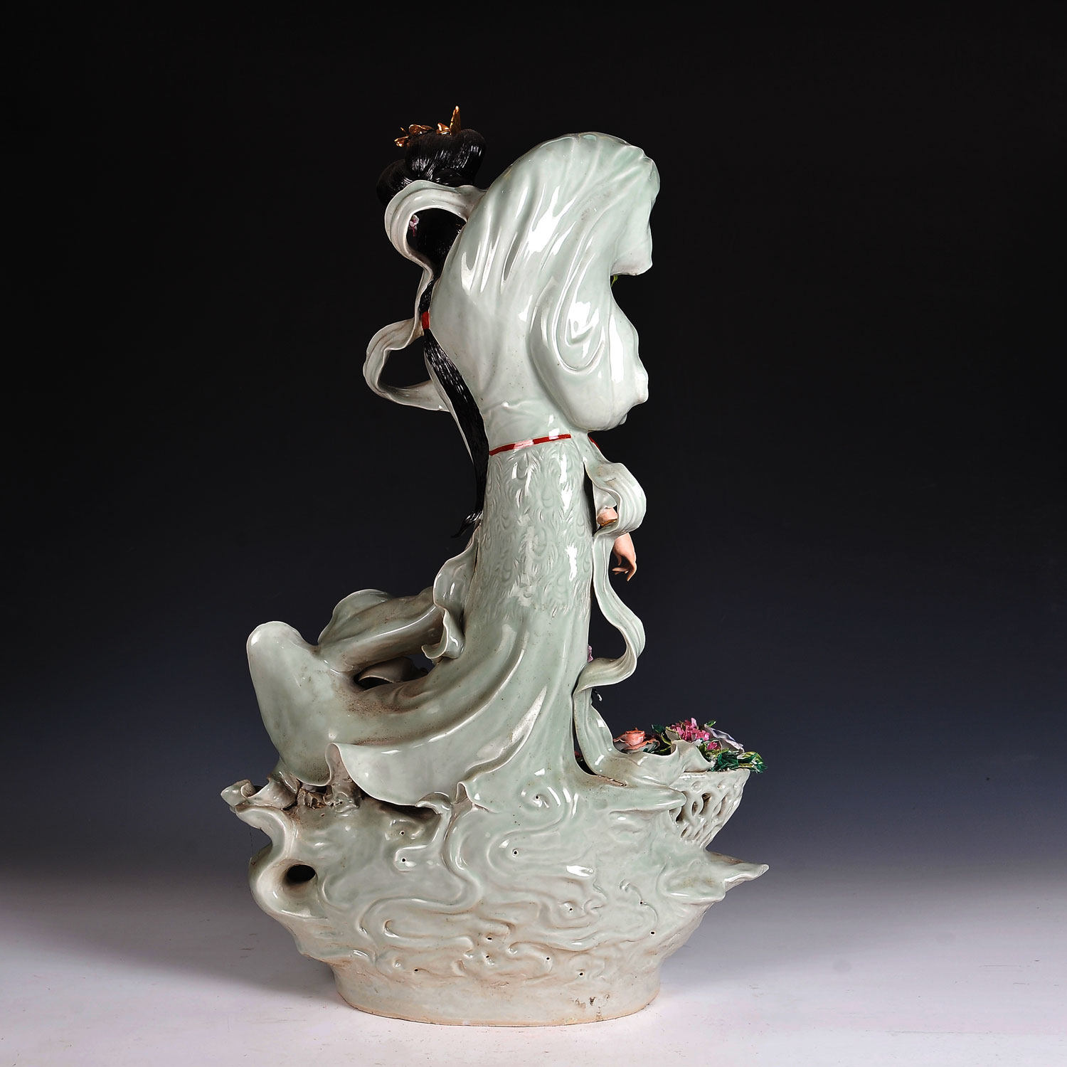 著名陶瓷美术家曾山东作品 天女散花