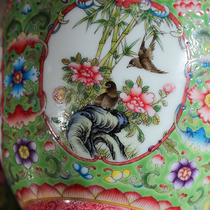 仿雍正珐琅彩开光花鸟山水罐