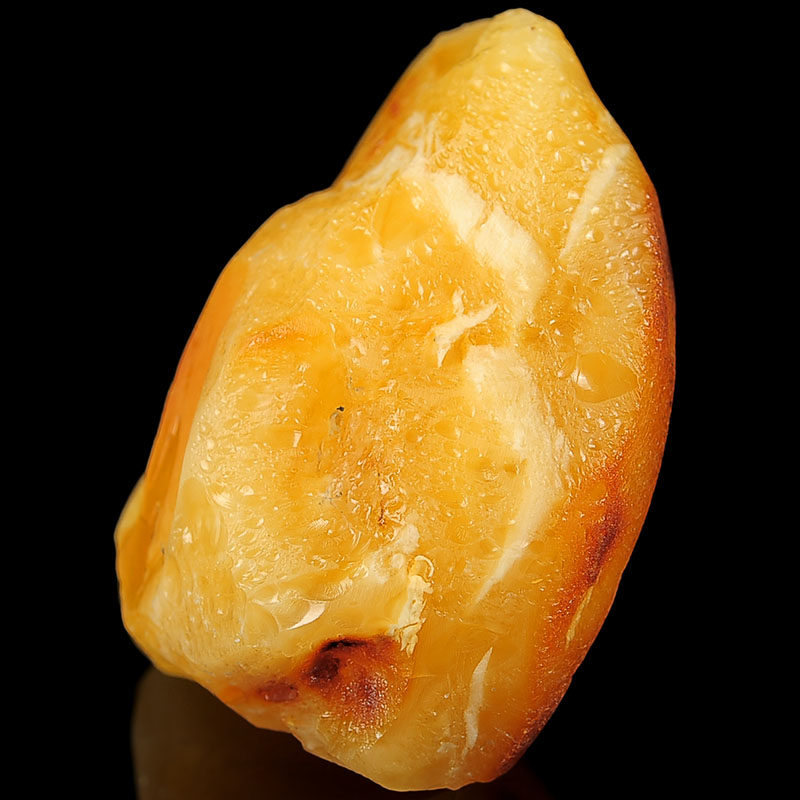 73.74克 大颗满蜜鸡油黄随形蜜蜡原石