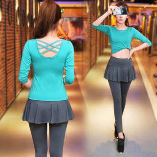 2024时尚流行女秋季新款中袖跑步运动假两件裙裤健身房瑜伽服套装