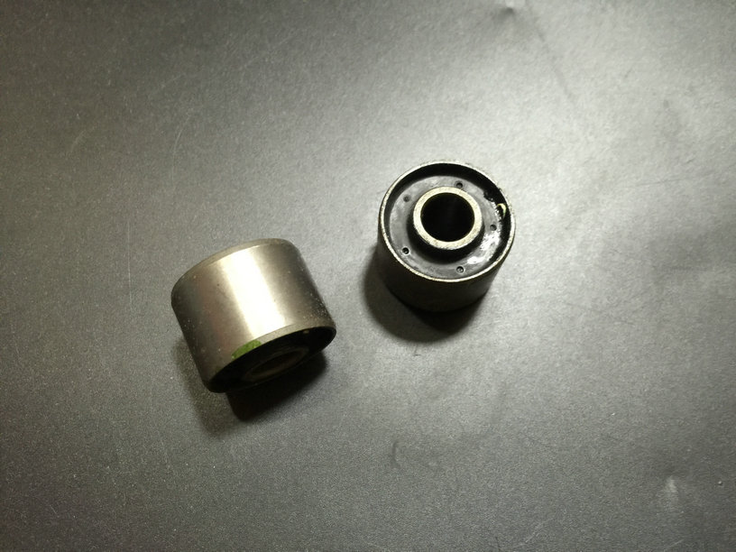 仿雅马哈福喜巧格吊架胶鬼火RSZ125cc发动机中轴套发动机缓冲套在类目 摩托车/装备/配件, 其他摩托车用品中 - 来自Buy2taobao.com提供专业的淘宝代购服务