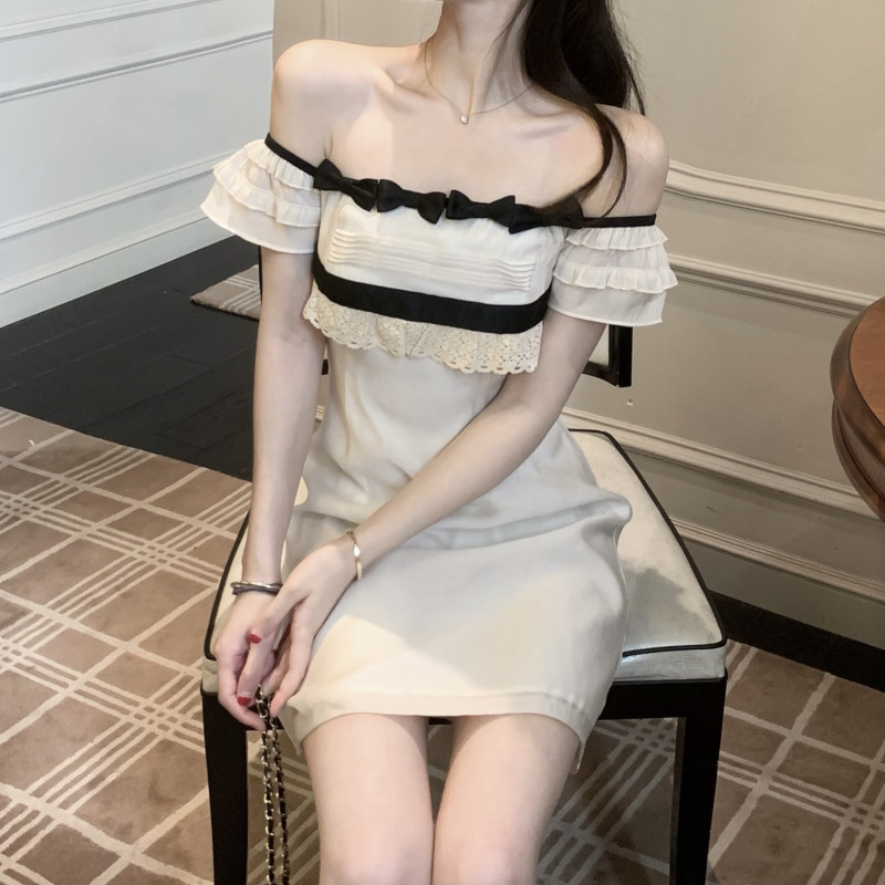 实拍 实价 高腰显瘦压褶飞飞袖蝴蝶结性感漏肩短袖一字肩连衣裙