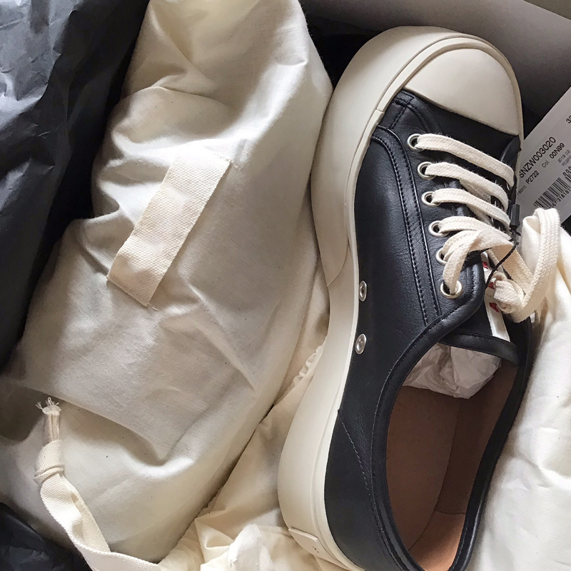 特价胖胖鞋_mona张绮贤同款鞋潮2020春款厚底小白鞋女松糕大头鞋