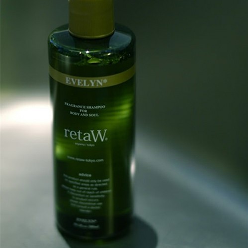 现货 潮玩艺retaW BODY SHAMPOO EVELYN藤原浩香氛洗发沐浴二合一在类目 美容护肤/美体/精油, 身体护理(新), 沐浴露中 - 来自Buy2taobao.com提供专业的淘宝代购服务