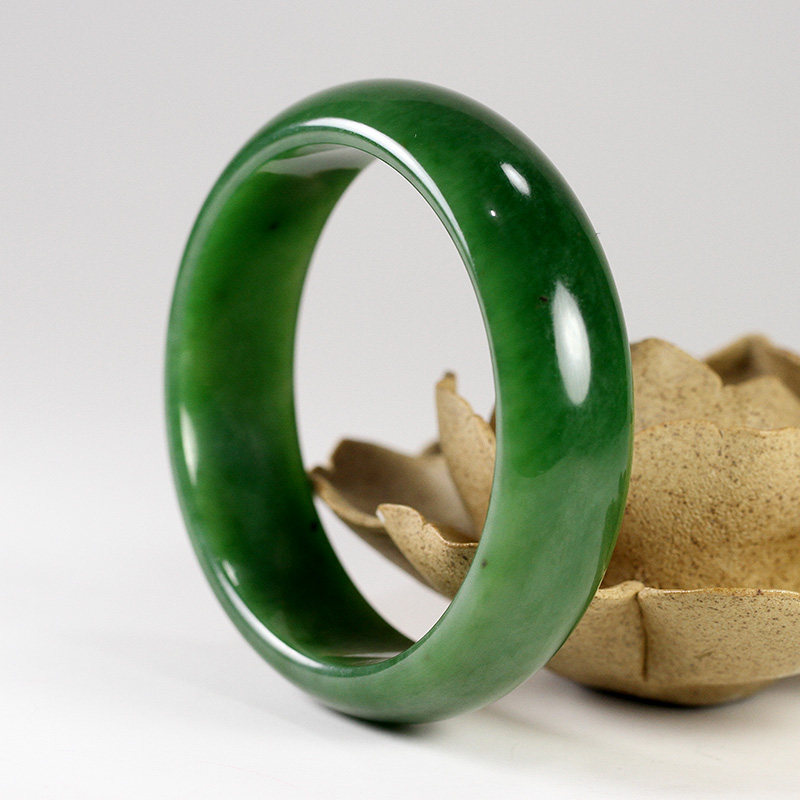 0圈口 和田玉天然碧玉手镯 典雅女款手镯 经典独特 69.77克