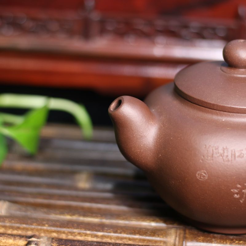 国家级工艺美术员 陆益群 龙吟壶