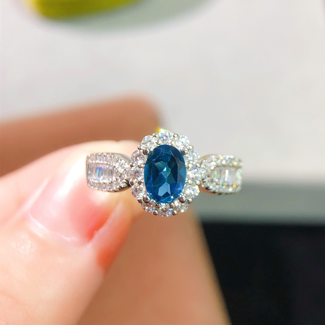 【地大珠宝】纯天然伦敦蓝蓝托帕石戒指出货，颜色超深的伦敦蓝母