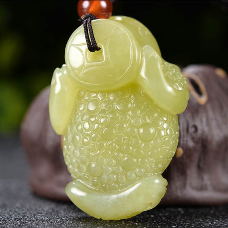 【招财纳福】 稀有和田玉 黄玉 三足金蟾 挂件 38克