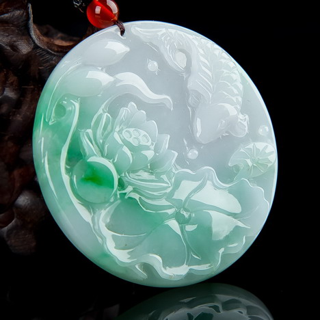 天然缅甸a货翡翠精雕荷花鱼吊坠30.12克