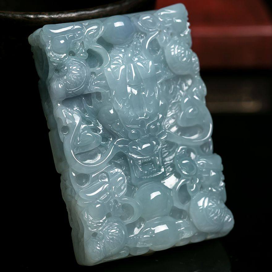 纯天然缅甸a货翡翠九龙至尊龙牌挂件102.58克