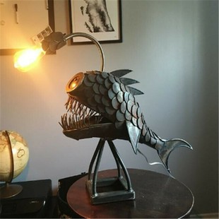新品 Angler Fish Lamp 琵琶鱼灯 落地式USB接口复古艺术台灯